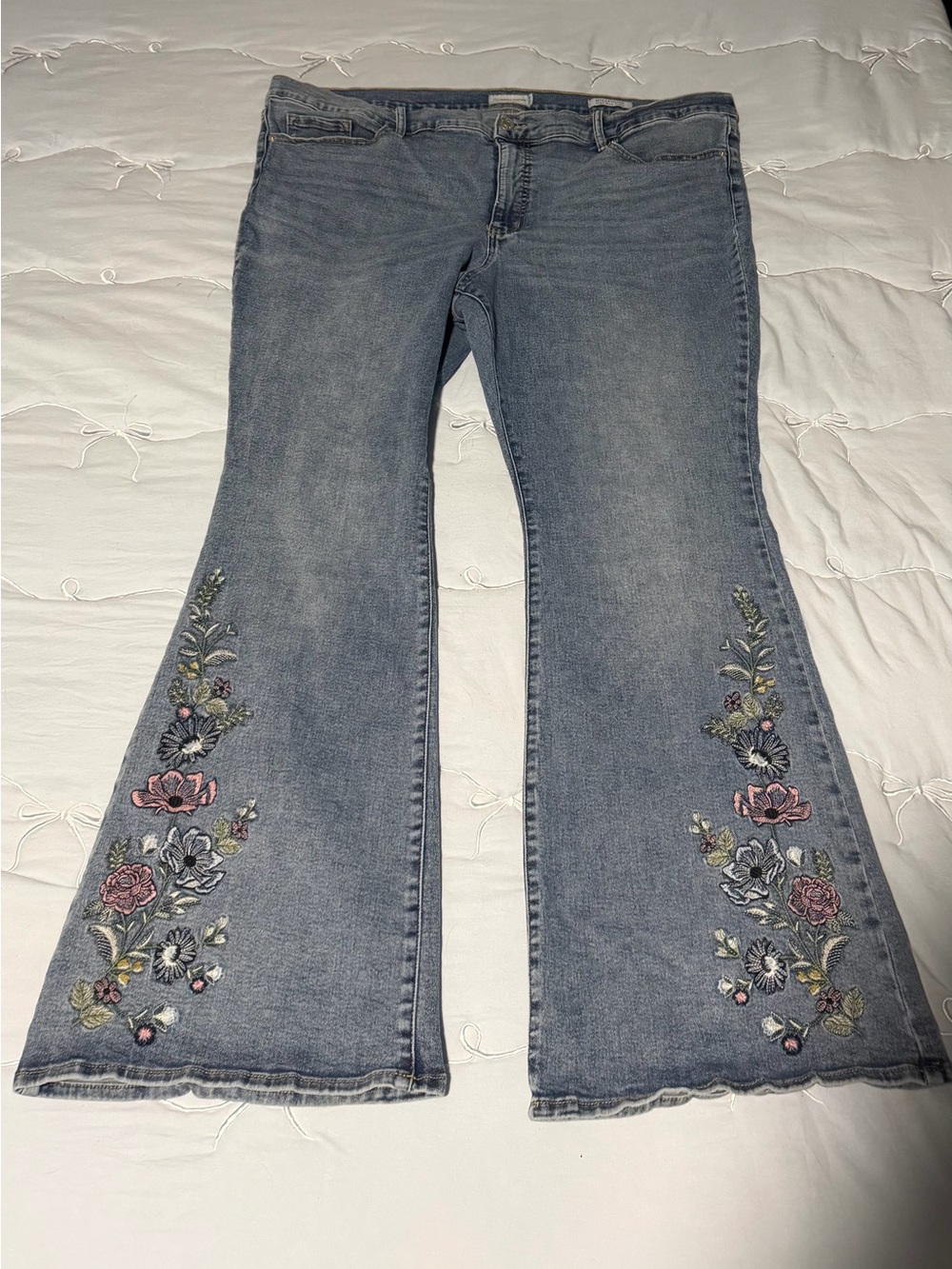 Jessica Simpson Light Blue Embroidered Flare Jeans
